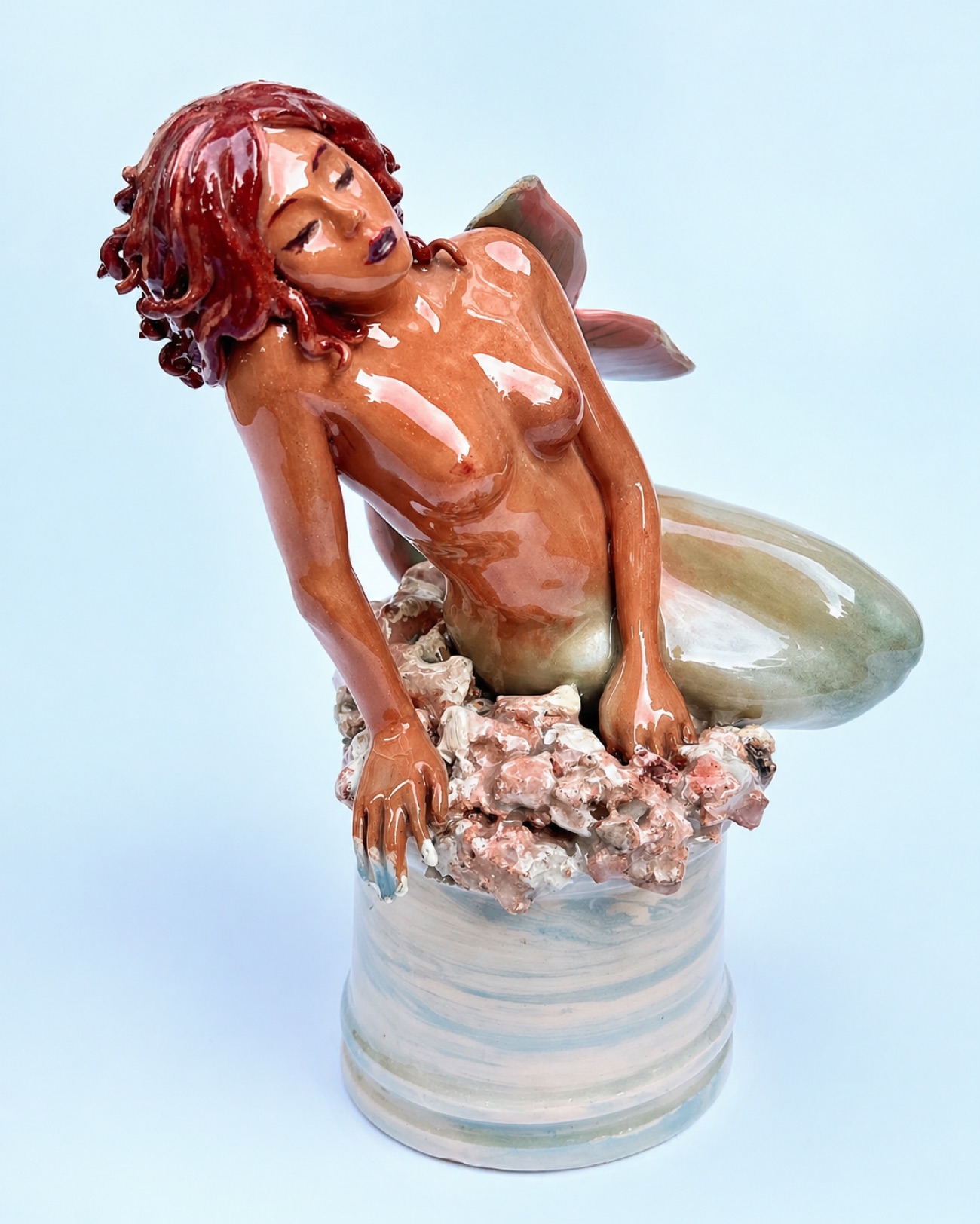 Sirène au coquillage, émaux brillants polychromes